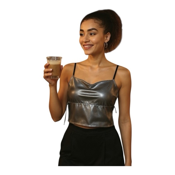 Wild Fable Silver Metallic Camisole Tank Top Size M - Picture 9 of 9